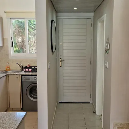 House C13 Ilios 2 Complex *