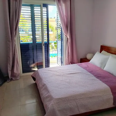 House C13 Ilios 2 Complex *