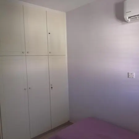 House C13 Ilios 2 Complex