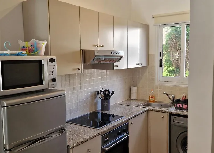 House C13 Ilios 2 Complex