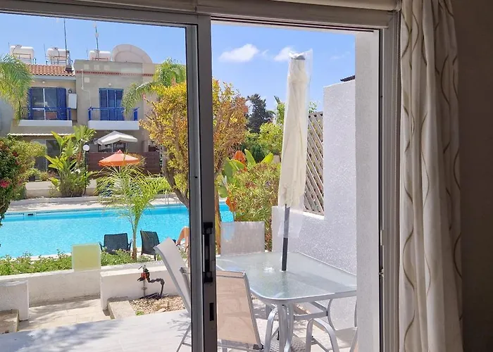 Feriehus House C13 Ilios 2 Complex Paphos