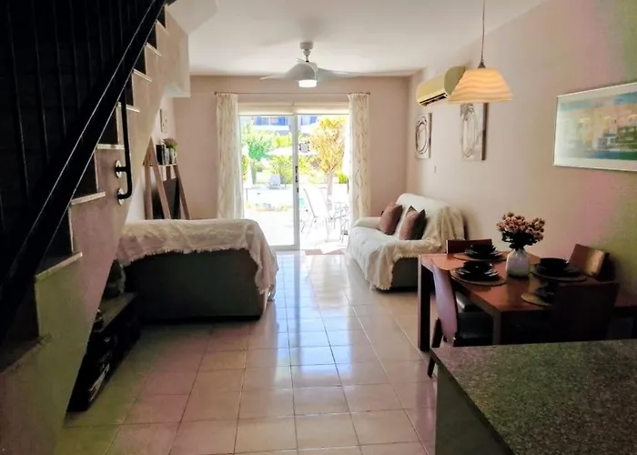 House C13 Ilios 2 Complex